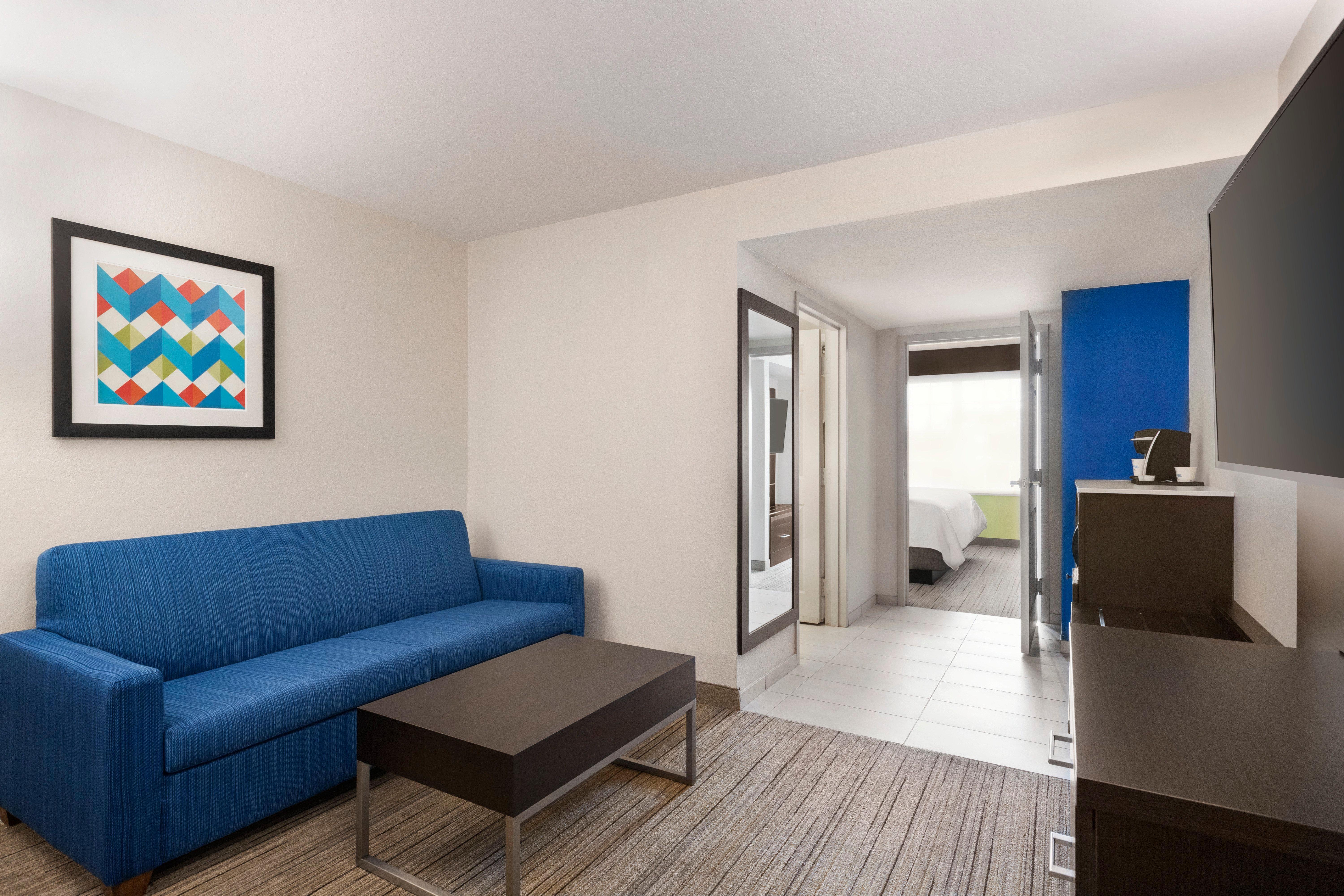 Holiday Inn Express & Suites Sarasota East By Ihg Vamo Экстерьер фото