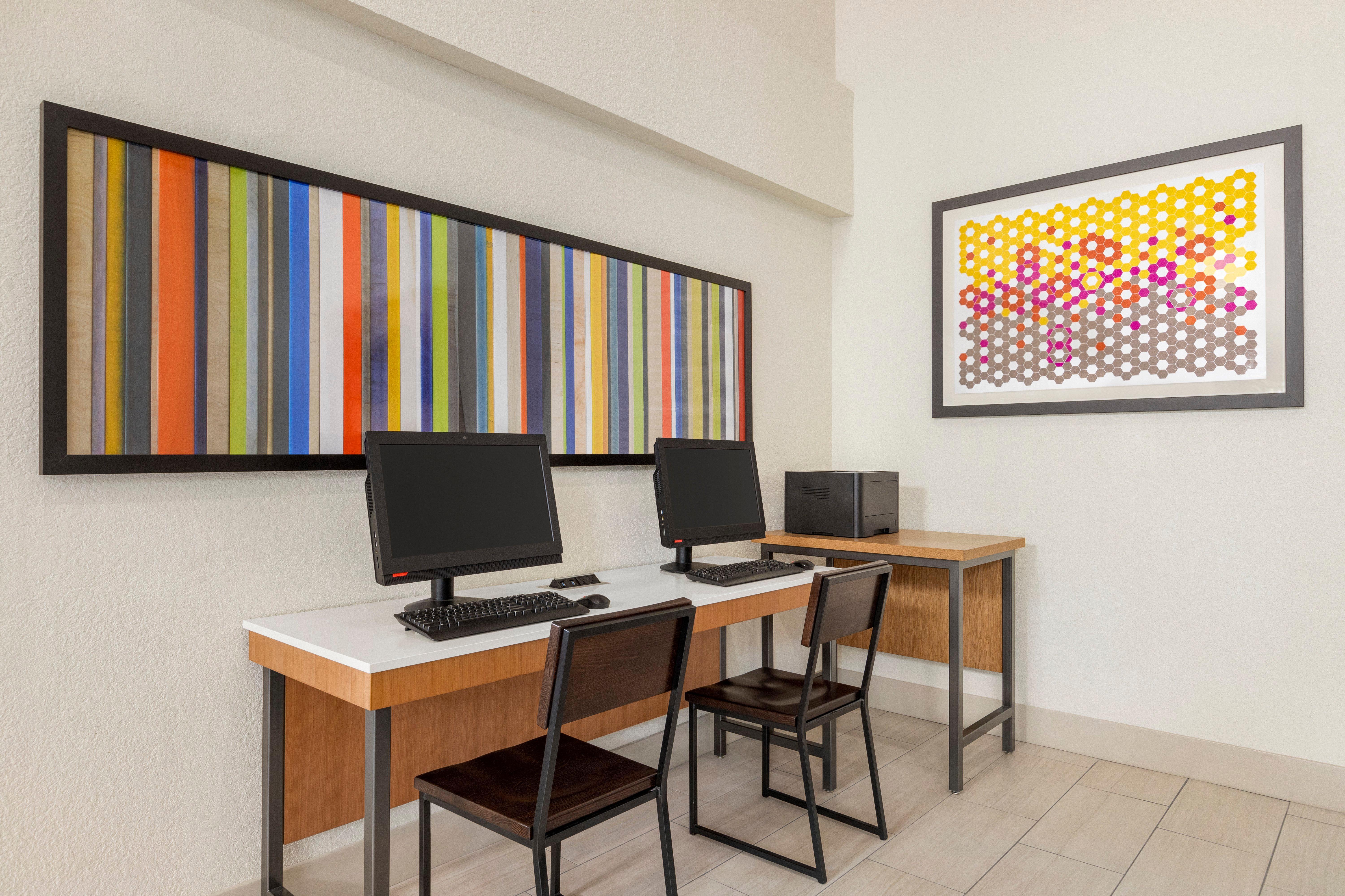 Holiday Inn Express & Suites Sarasota East By Ihg Vamo Экстерьер фото