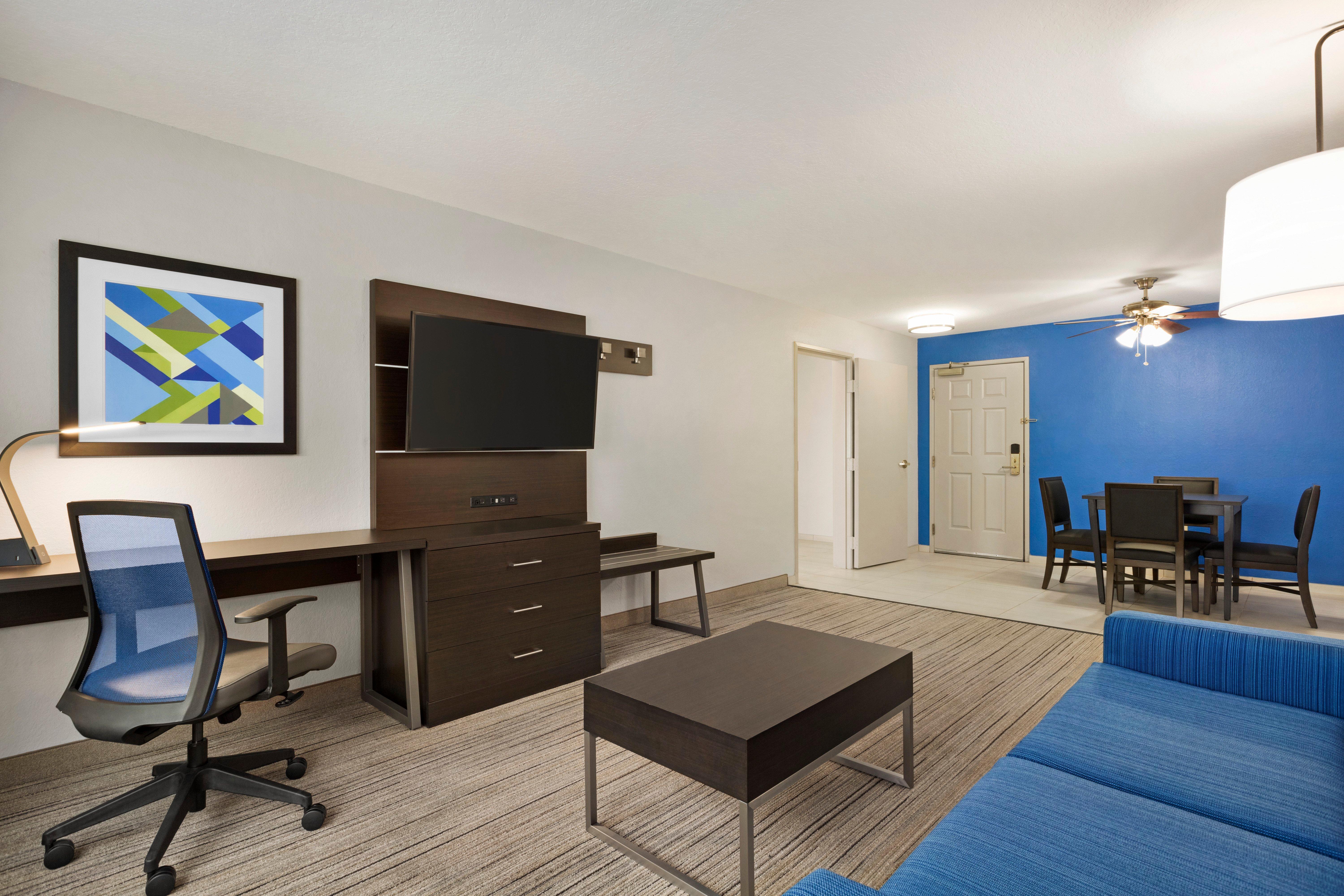 Holiday Inn Express & Suites Sarasota East By Ihg Vamo Экстерьер фото